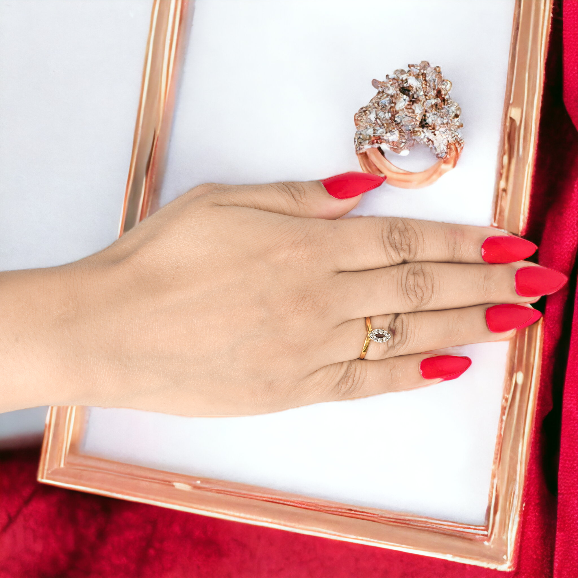 Handmade Reusable Premium Press on With Nail Tabs : Shine In Red