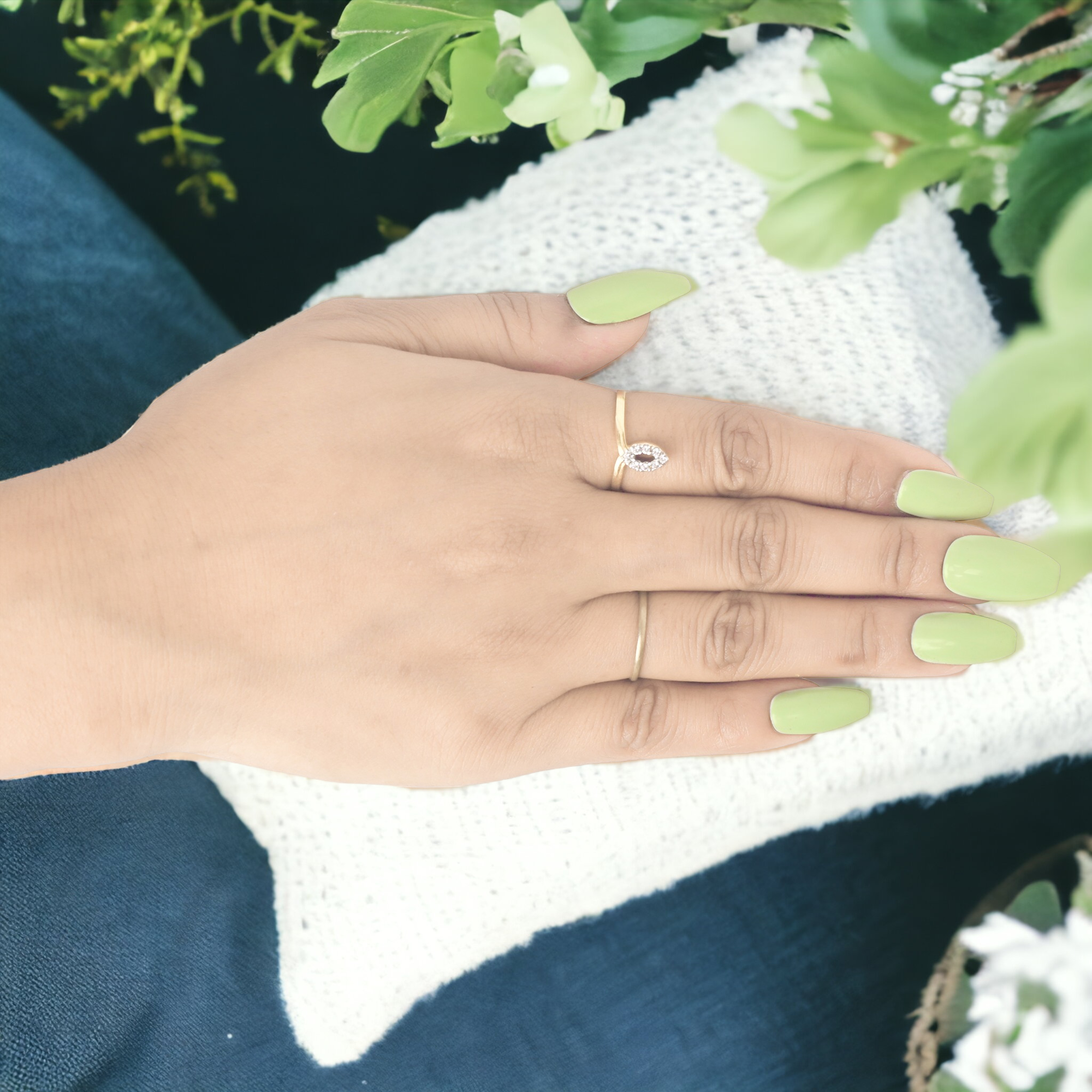 Handmade Reusable Premium Press On With Nail Tabs : EverGreen