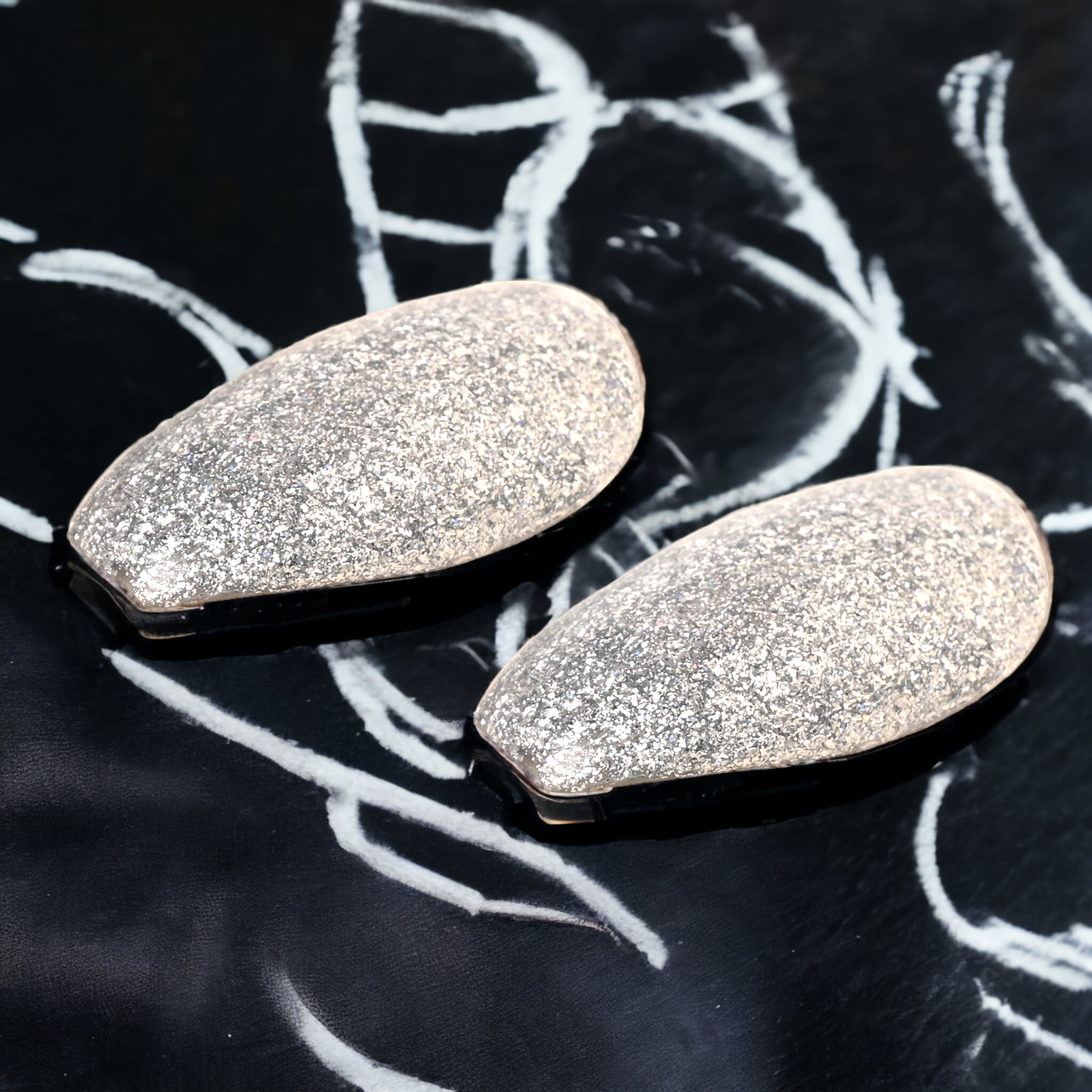 Handmade Reusable Premium Press on Nail With Nail Tabs : Glittery Silver