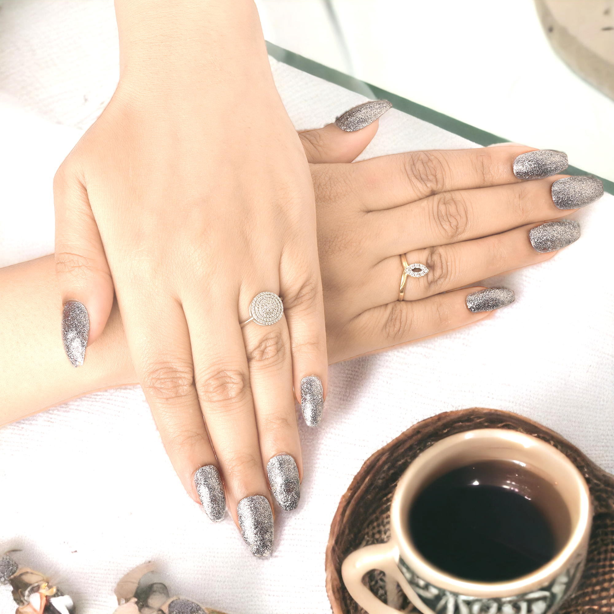 Handmade Reusable Premium Press on Nail With Nail Tabs : Glittery Silver
