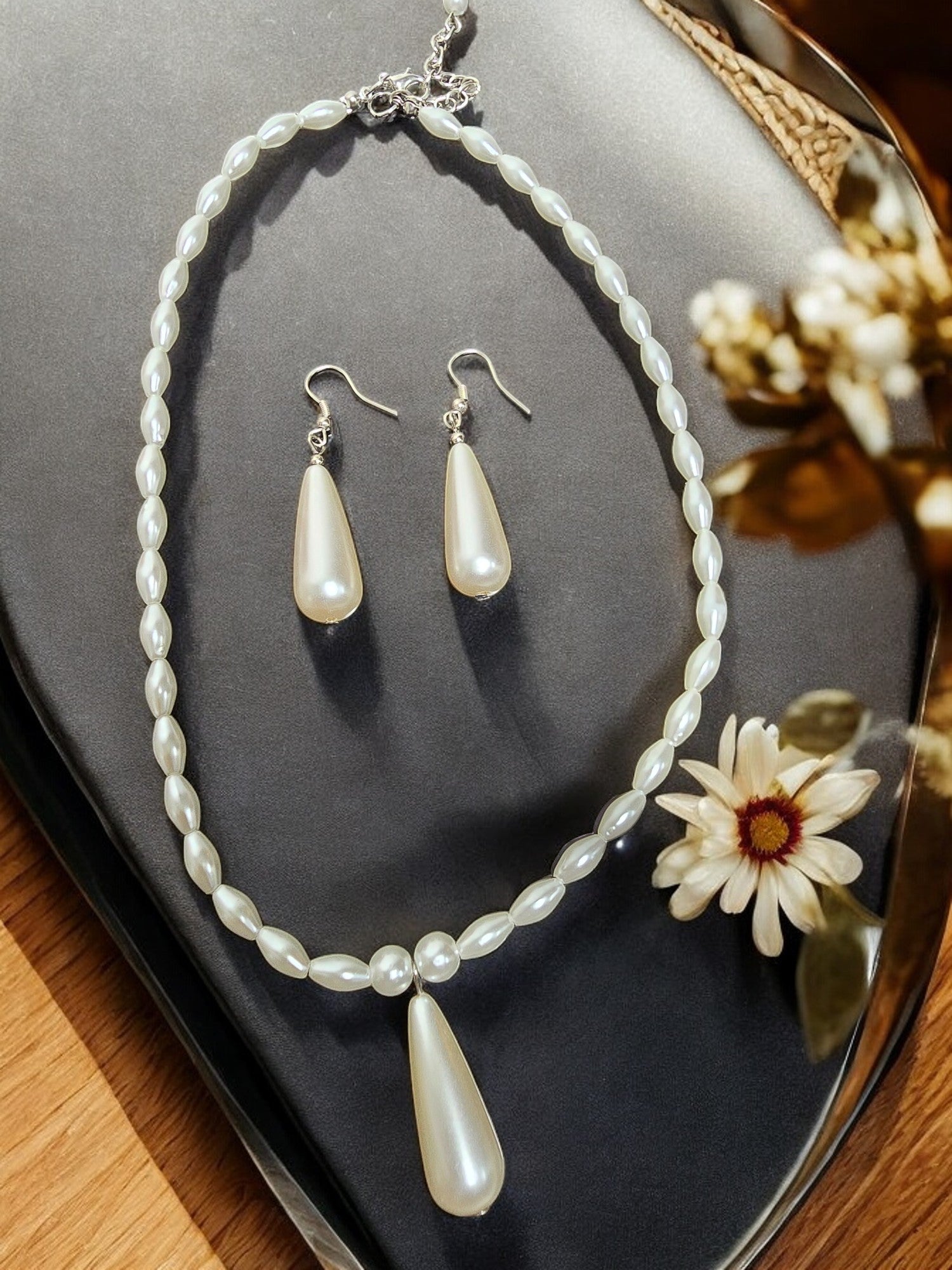 Pearly Radiance Set-Handmade