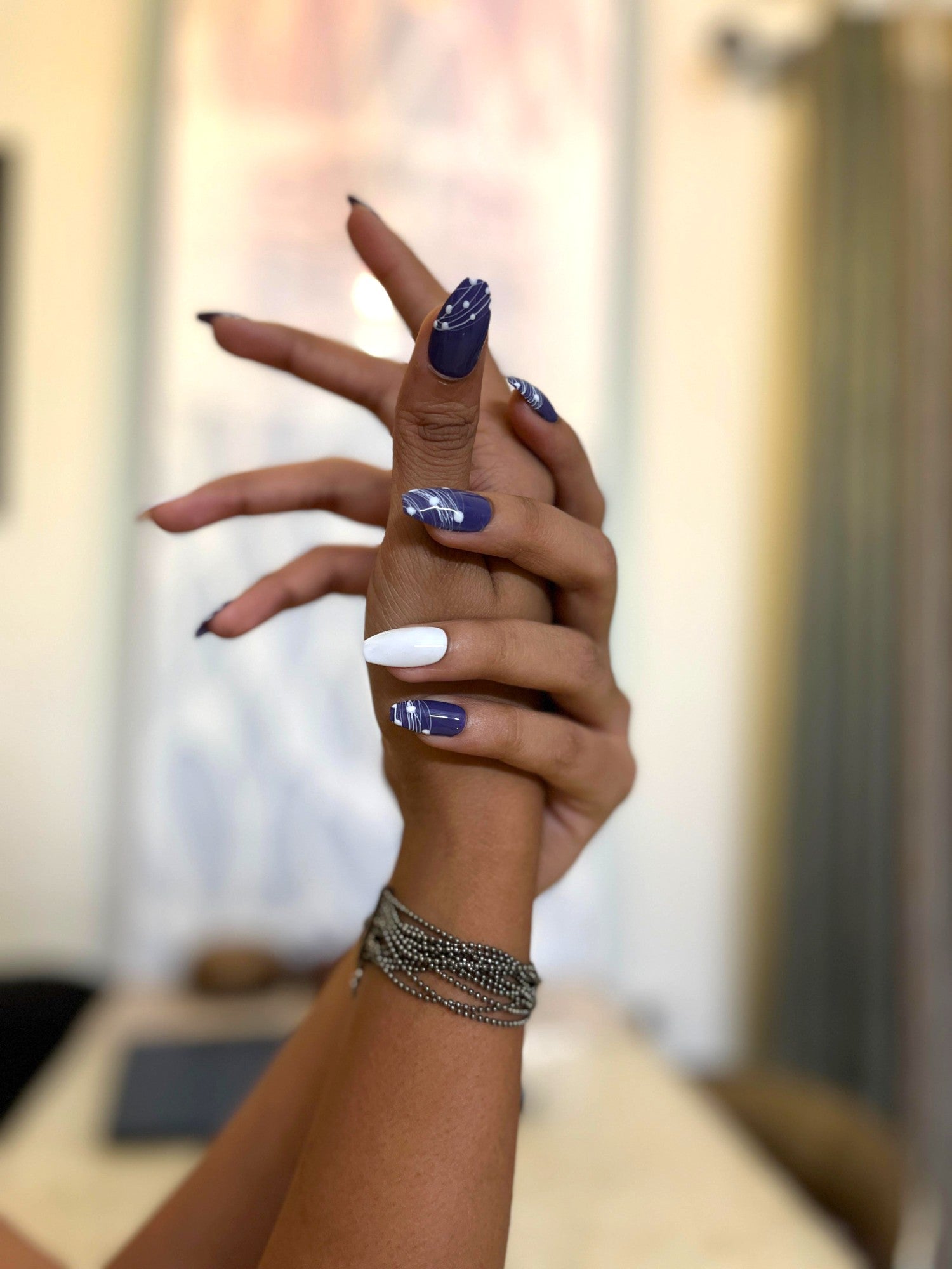 Handmade Reusable Premium Press on Nail Art Kit : Beautiful Blue