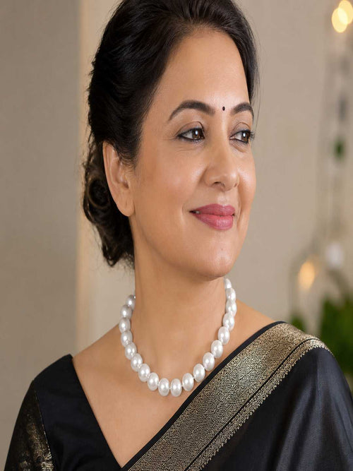 Pearl Glow Statement Necklace