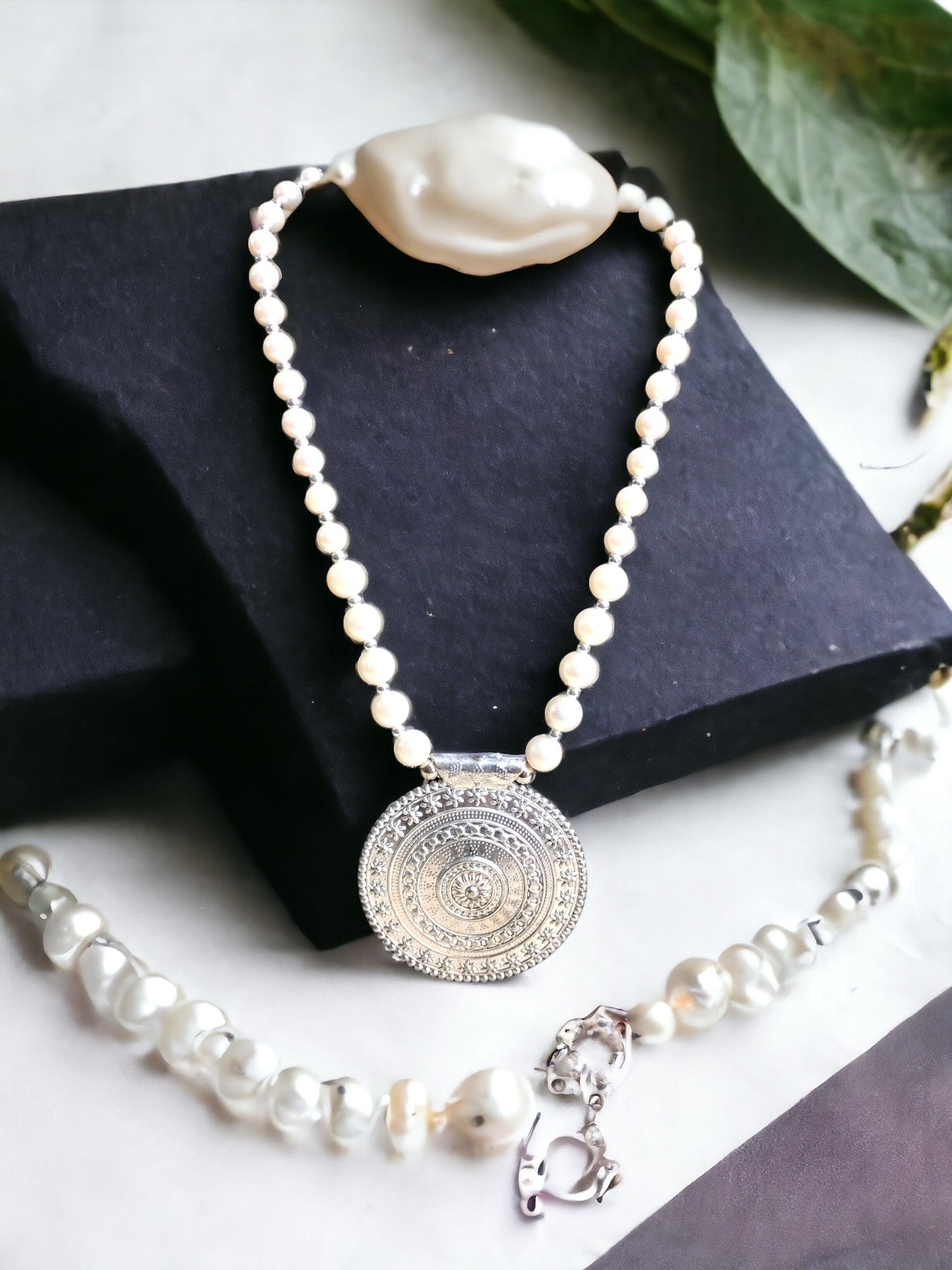 Lustrous Elegance Pearl Set with Matching Earrings