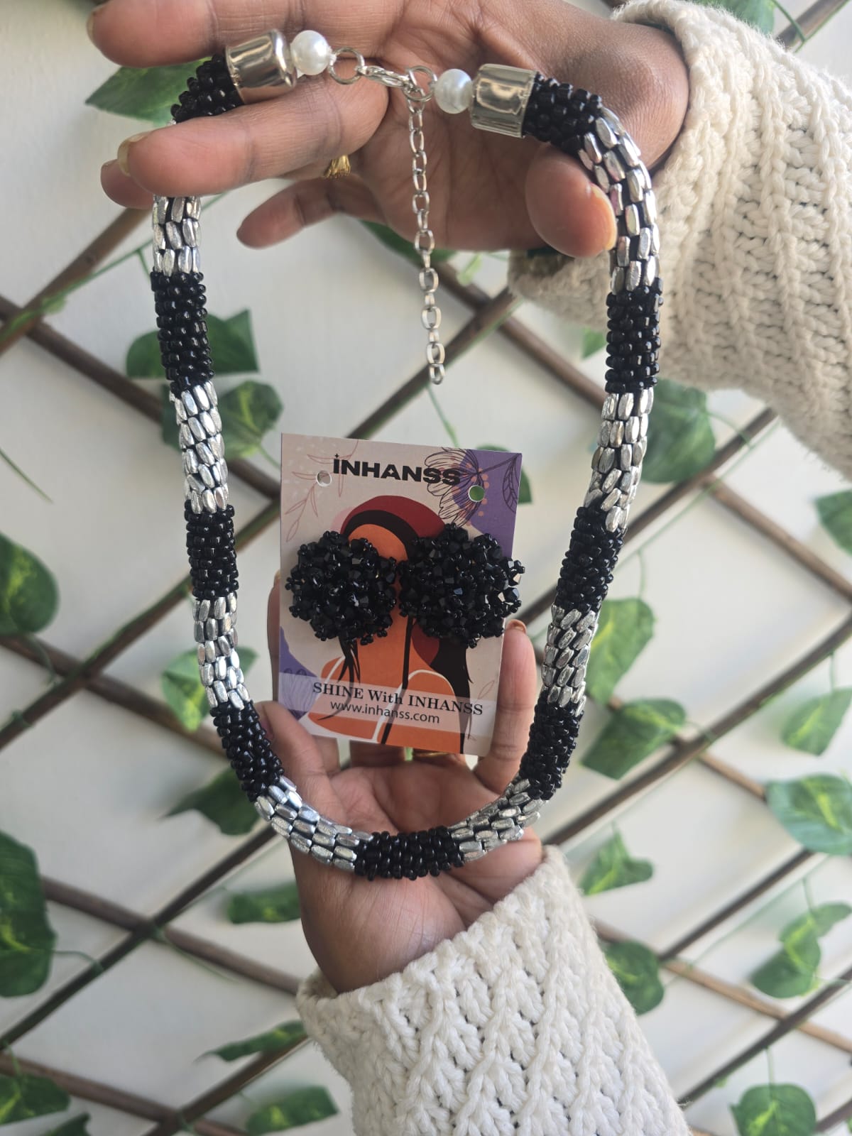 Starlit SIlver & Black Beads Rope Necklace With Matching Earrings- Handmade