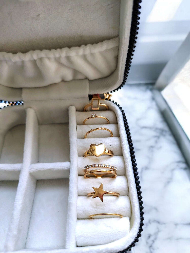 Ethereal Glow Lightweight Rings - 7 Rings + Jewellery Organizer