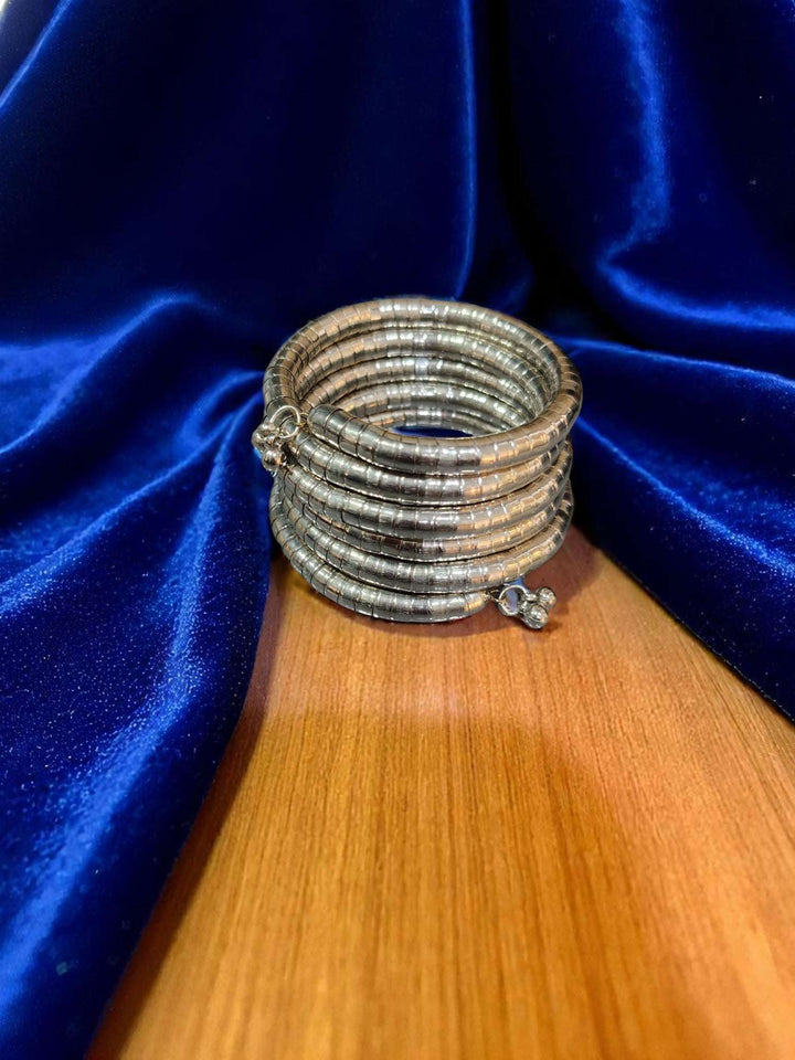 Adjustable Spiral Bangle Bracelet | Set of 1 | 4 Luxe Metallic Variants