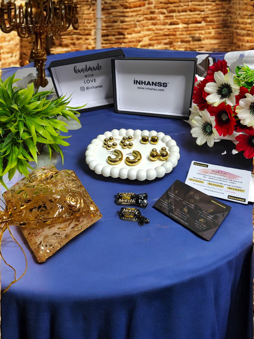 Golden Glow Valentine Hamper – Minimal Gold-Toned Earrings