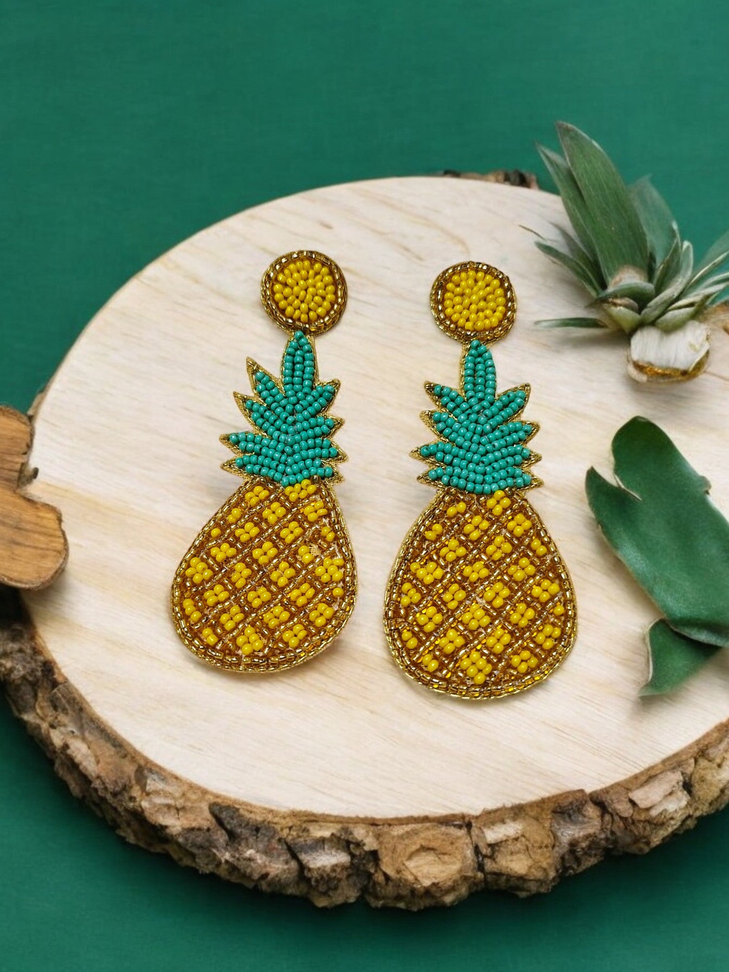 Limited Edition Galentine's Beaded Earring Hamper ( Handmade)