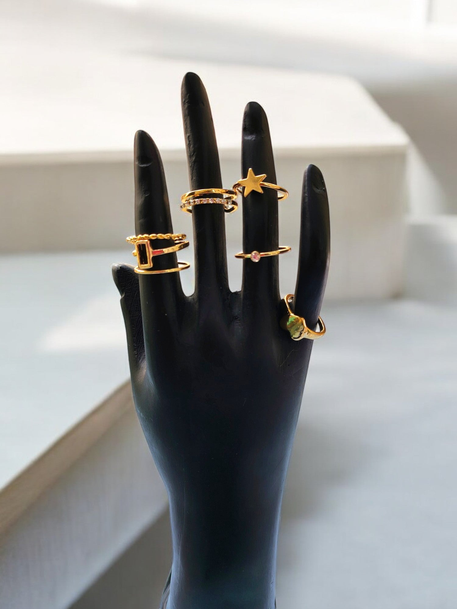 Ethereal Glow Lightweight Rings - 7 Rings + Jewellery Organizer