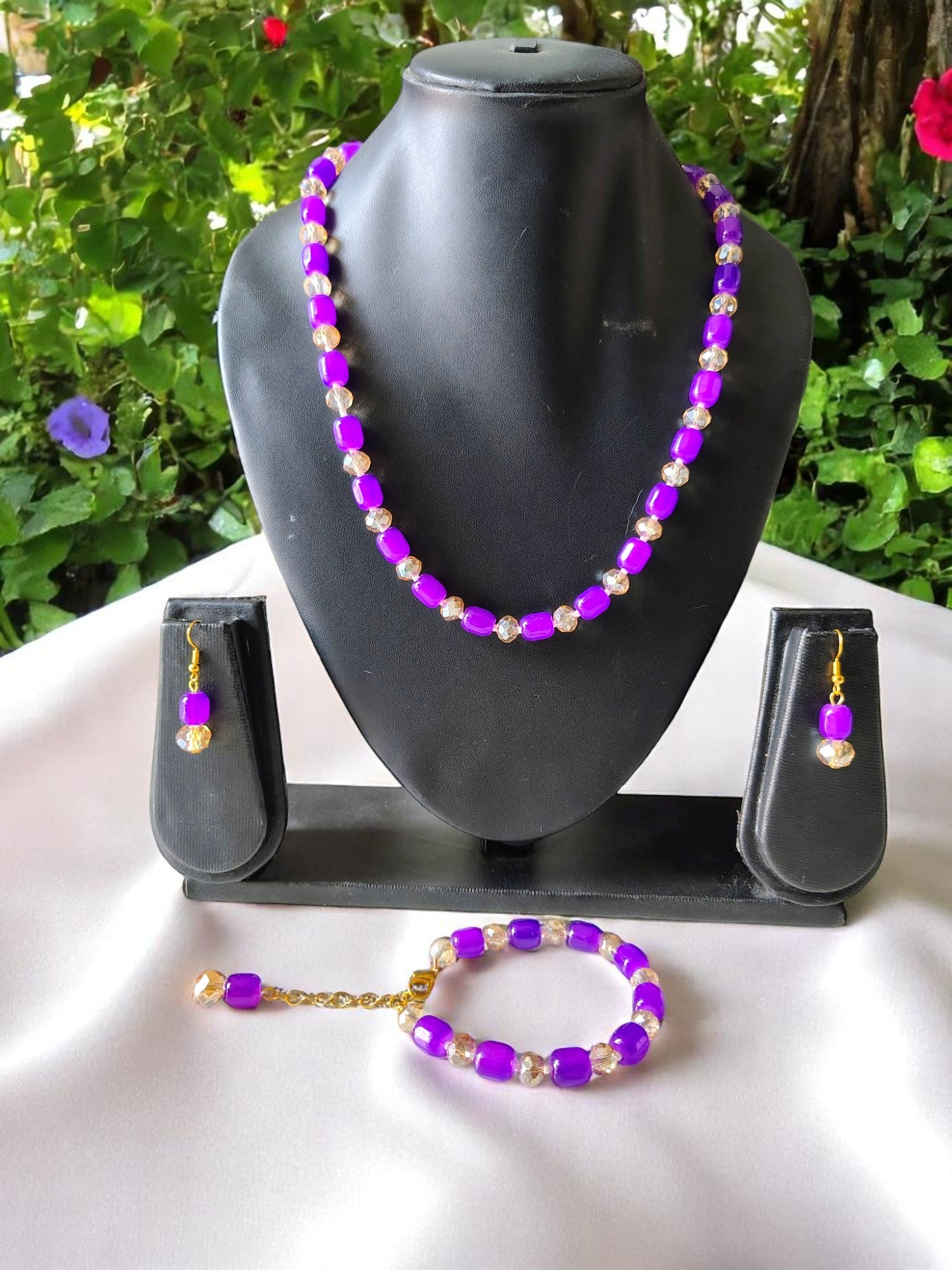 Shaadi Wale Rang – Beaded Necklace, Earrings & Bracelet Set