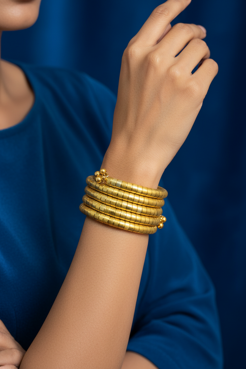 Adjustable Spiral Bangle Bracelet | Set of 1 | 4 Luxe Metallic Variants