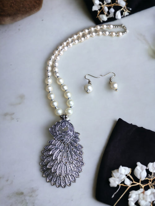 Mayur Pearl Majesty -Pearl Set with Matching Earrings