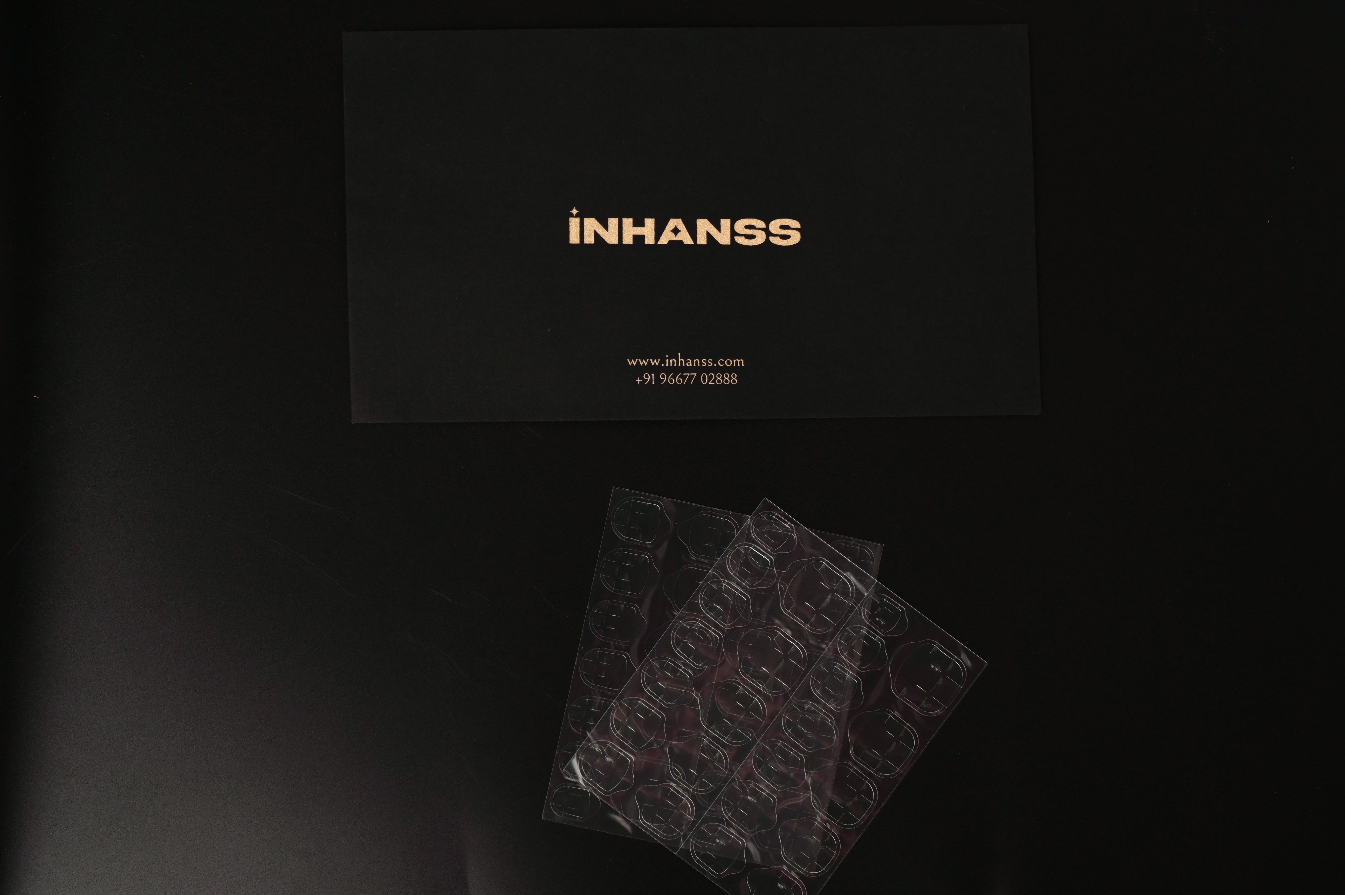 Handmade Reusable Premium Press on With Nail Tabs : Shine In Red