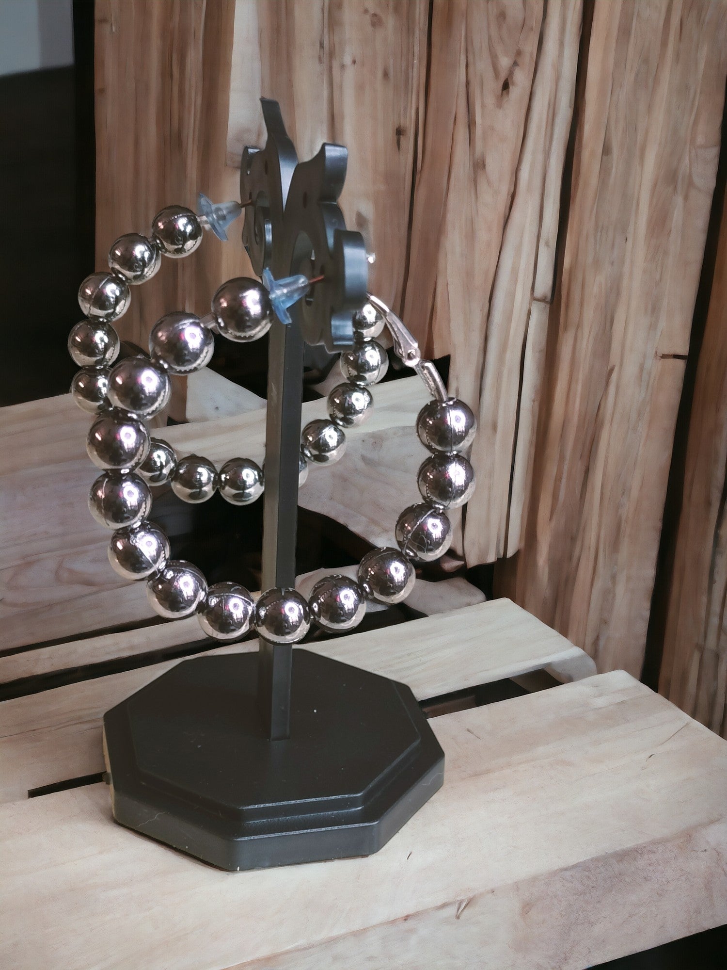 Lustrous Orbit Hoops