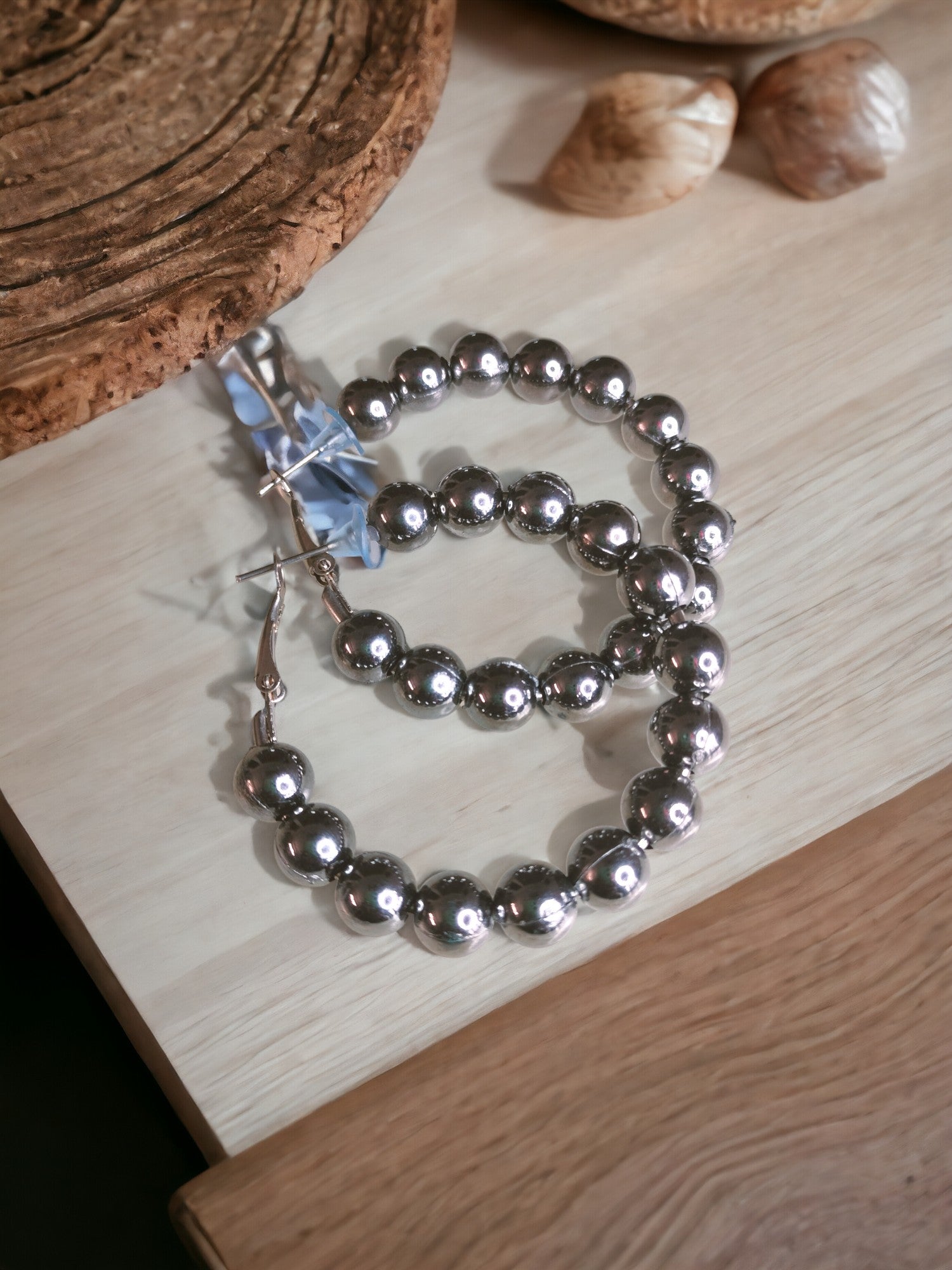 Lustrous Orbit Hoops