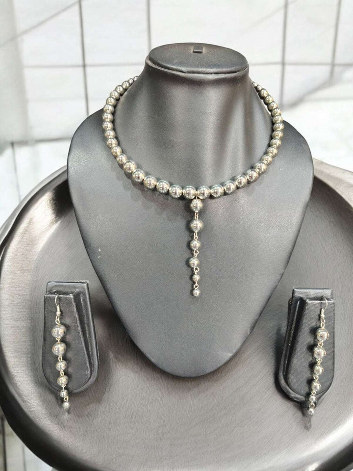 Chamakta Jadoo- Anti Tarnish & Handmade Beaded Hasli Necklace With Dangler Earrings