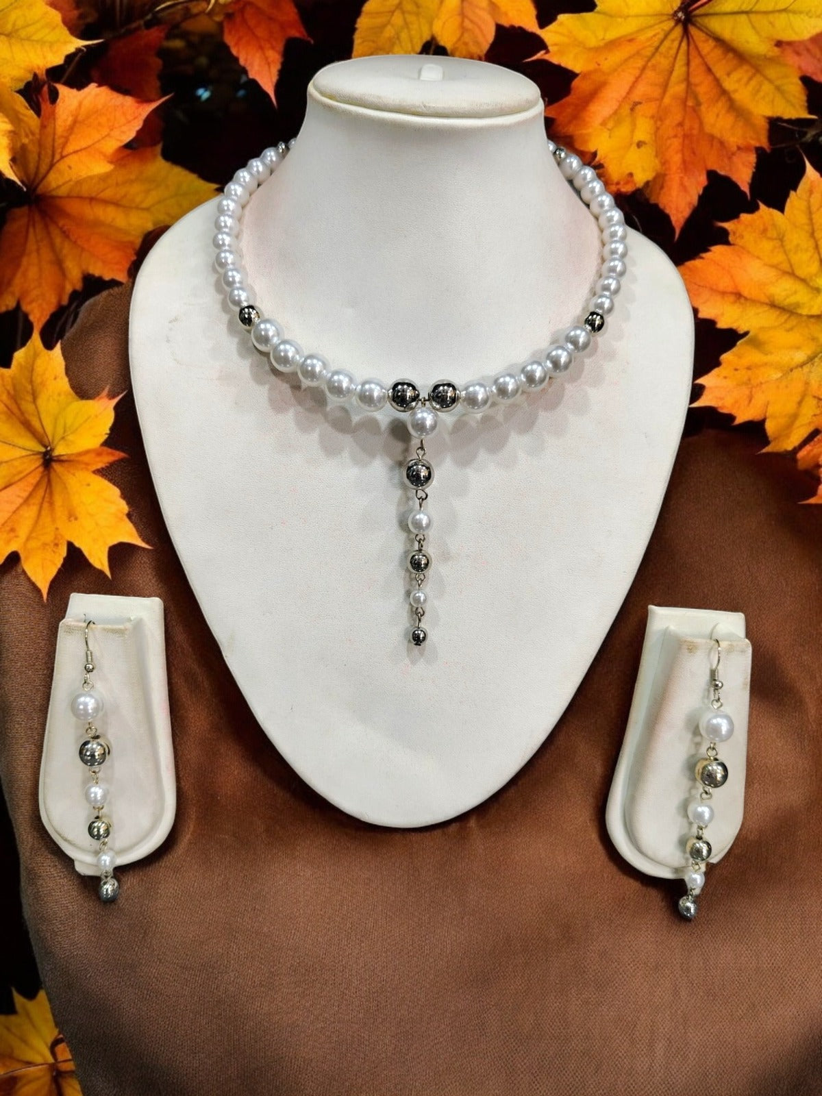 Noor-e-Nazakat- Anti Tarnish Pearl and Beaded Hasli Necklace with Dangler Earrings