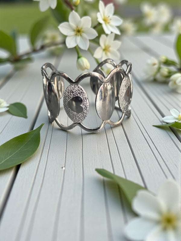 LunaWave Sculpt Kada- 2 Variant Available